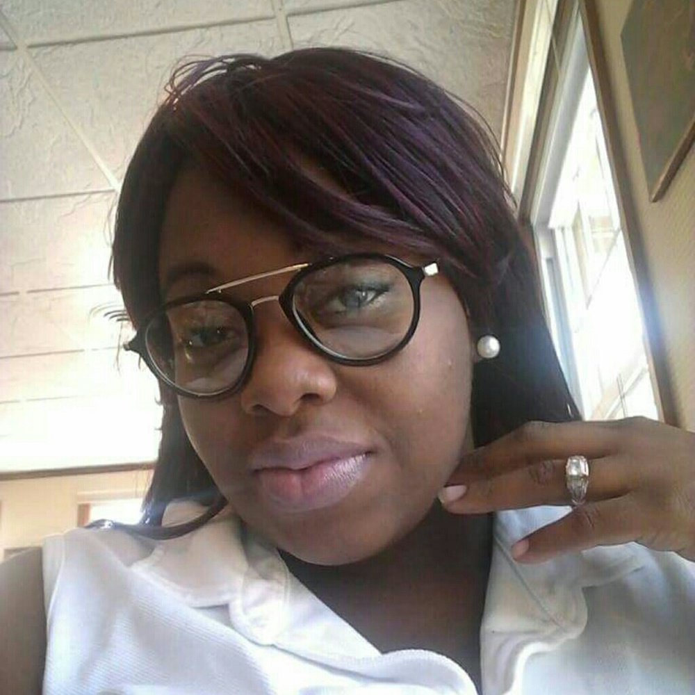 Meet your Posher, Natalie